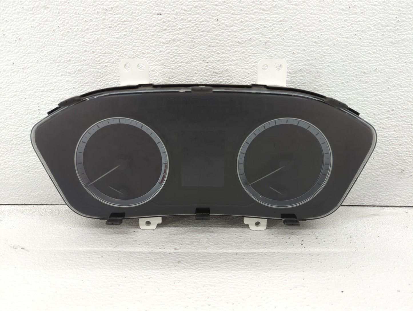 2018 Hyundai Sonata Instrument Cluster Speedometer Gauges P/N:94051-C2000 94041-C2000 Fits OEM Used Auto Parts - Oemusedauto