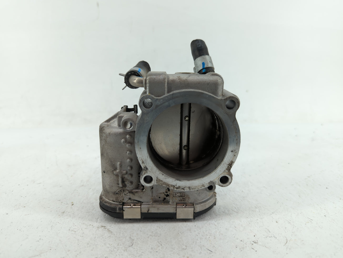 2015-2019 Hyundai Sonata Throttle Body P/N:35100-2G600 Fits Fits 2015 2016 2017 2018 2019 2020 2021 OEM Used Auto Parts - Oe