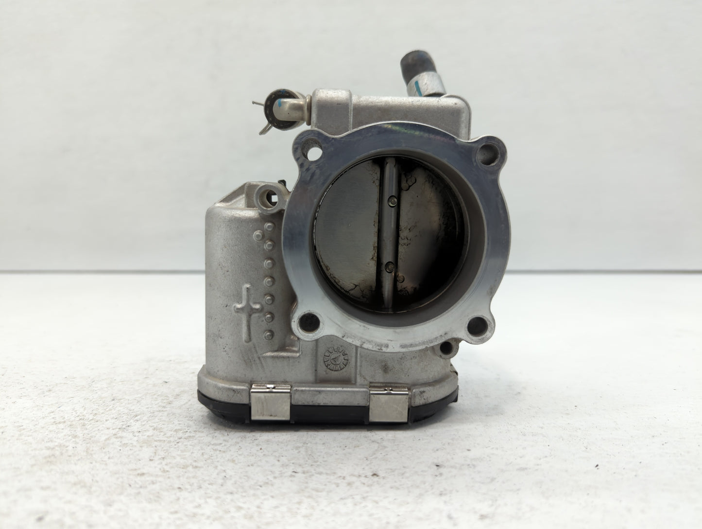 2015-2019 Hyundai Sonata Throttle Body P/N:35100-2G600 Fits Fits 2015 2016 2017 2018 2019 2020 2021 OEM Used Auto Parts - Oe