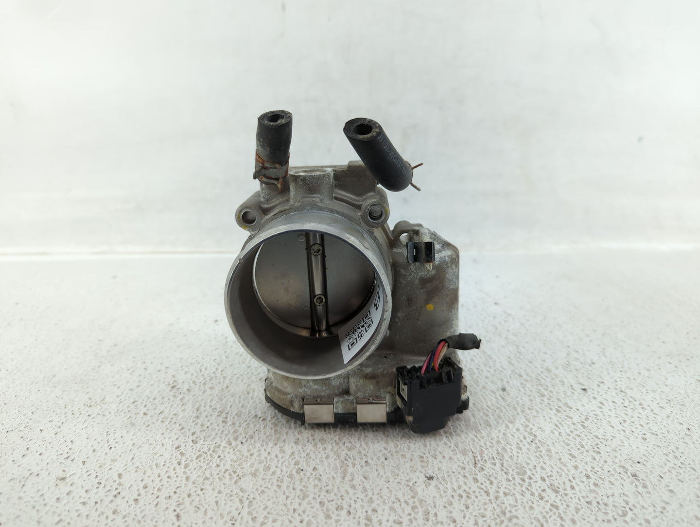 2015-2019 Hyundai Sonata Throttle Body P/N:35100-2G600 Fits Fits 2015 2016 2017 2018 2019 2020 2021 OEM Used Auto Parts - Oe