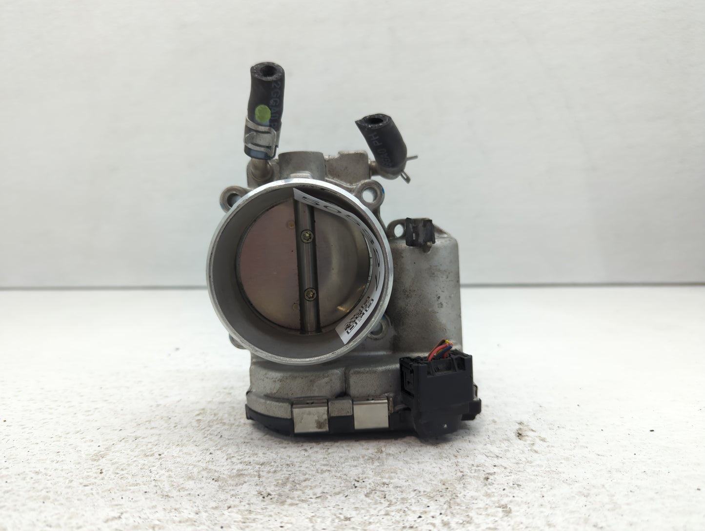 2015-2019 Hyundai Sonata Throttle Body P/N:35100-2G600 Fits Fits 2015 2016 2017 2018 2019 2020 2021 OEM Used Auto Parts - Oe