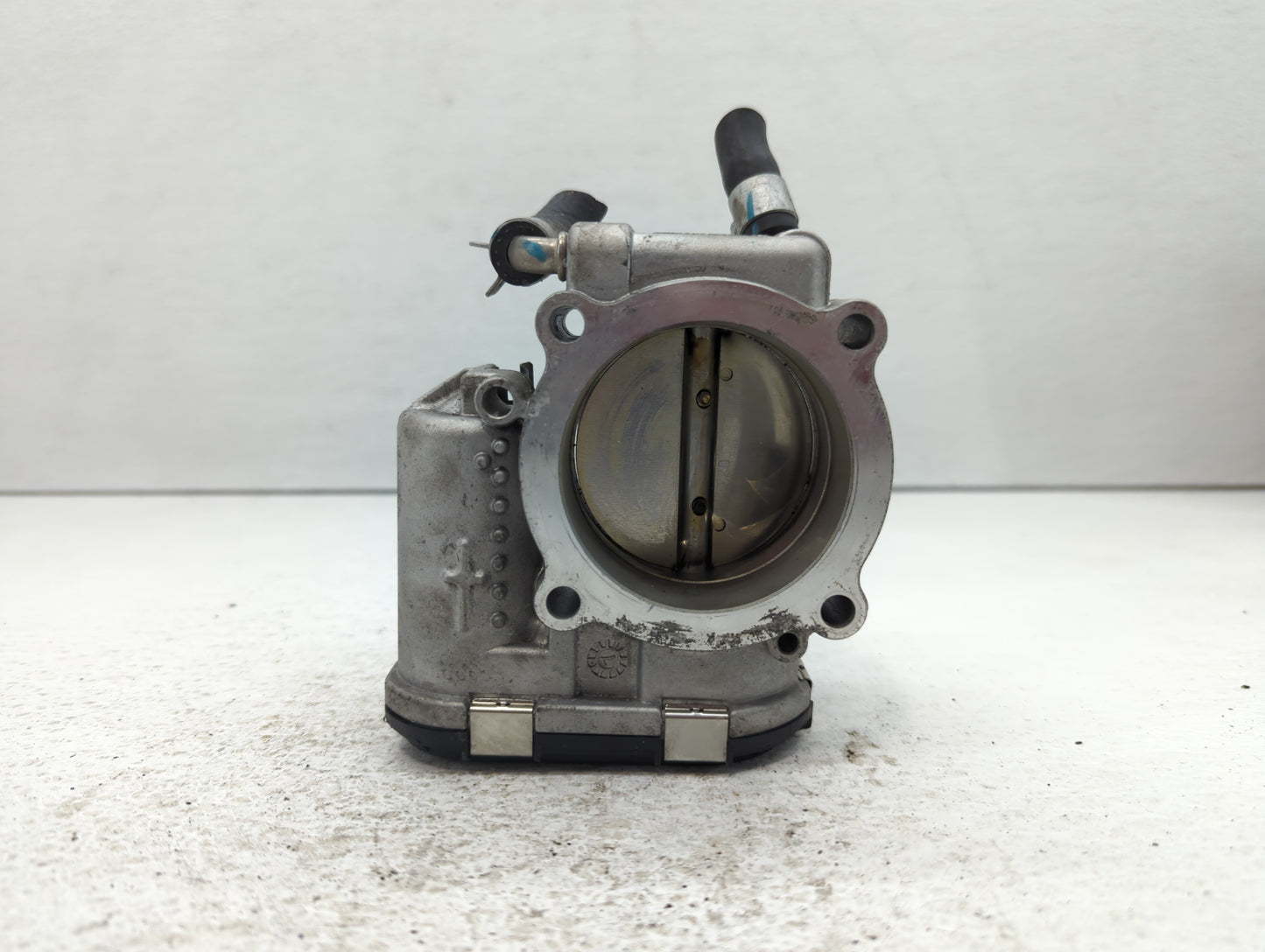 2015-2019 Hyundai Sonata Throttle Body P/N:35100-2G600 Fits Fits 2015 2016 2017 2018 2019 2020 2021 OEM Used Auto Parts - Oe