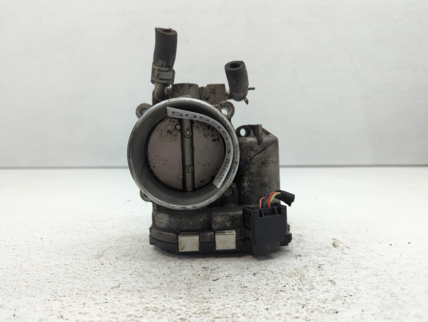2015-2019 Hyundai Sonata Throttle Body P/N:35100-2G600 Fits Fits 2015 2016 2017 2018 2019 2020 2021 OEM Used Auto Parts - Oe