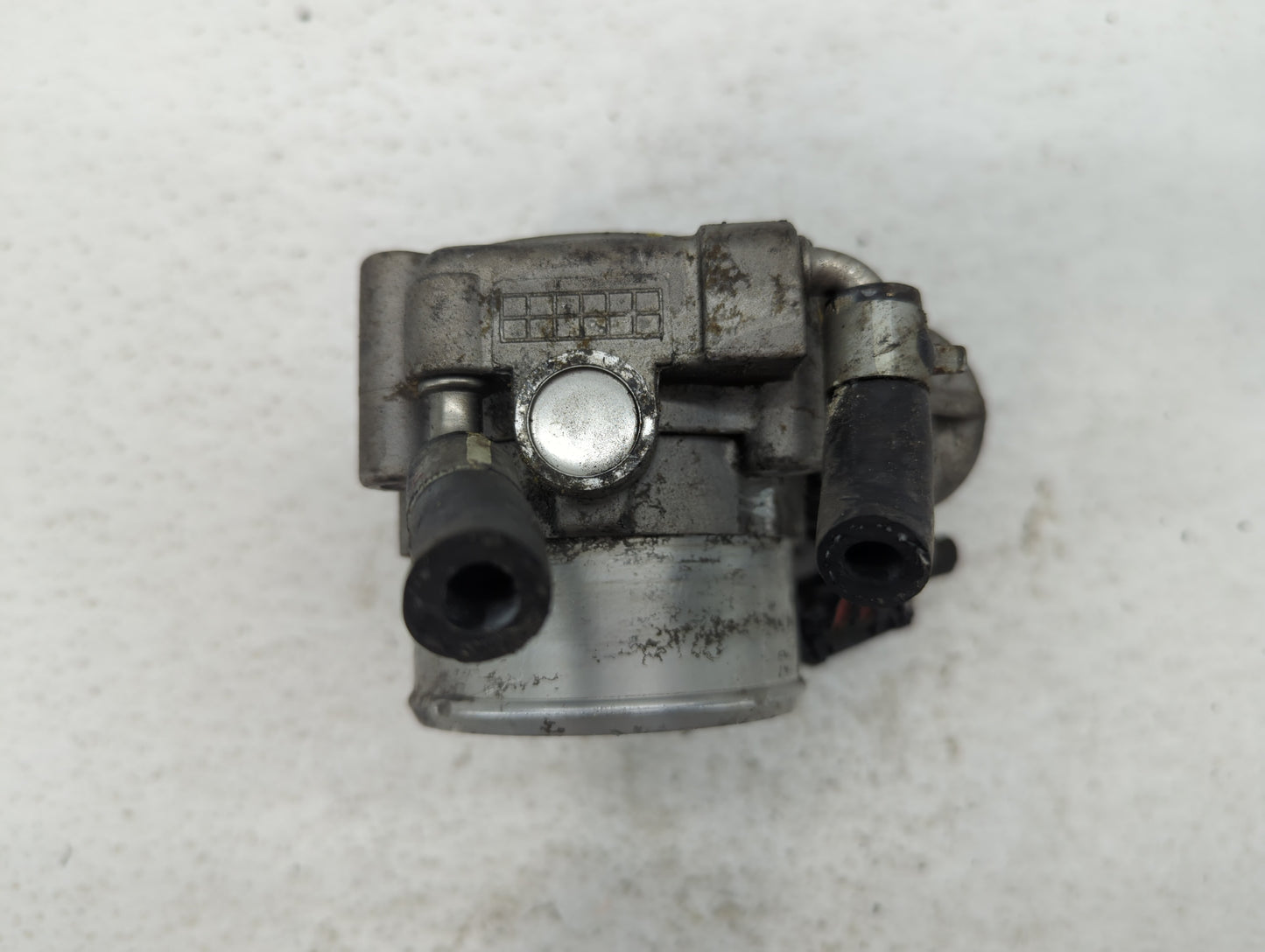 2015-2019 Hyundai Sonata Throttle Body P/N:35100-2G600 Fits Fits 2015 2016 2017 2018 2019 2020 2021 OEM Used Auto Parts - Oe