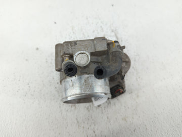 2015-2019 Hyundai Sonata Throttle Body P/N:35100-2G600 Fits Fits 2015 2016 2017 2018 2019 2020 2021 OEM Used Auto Parts