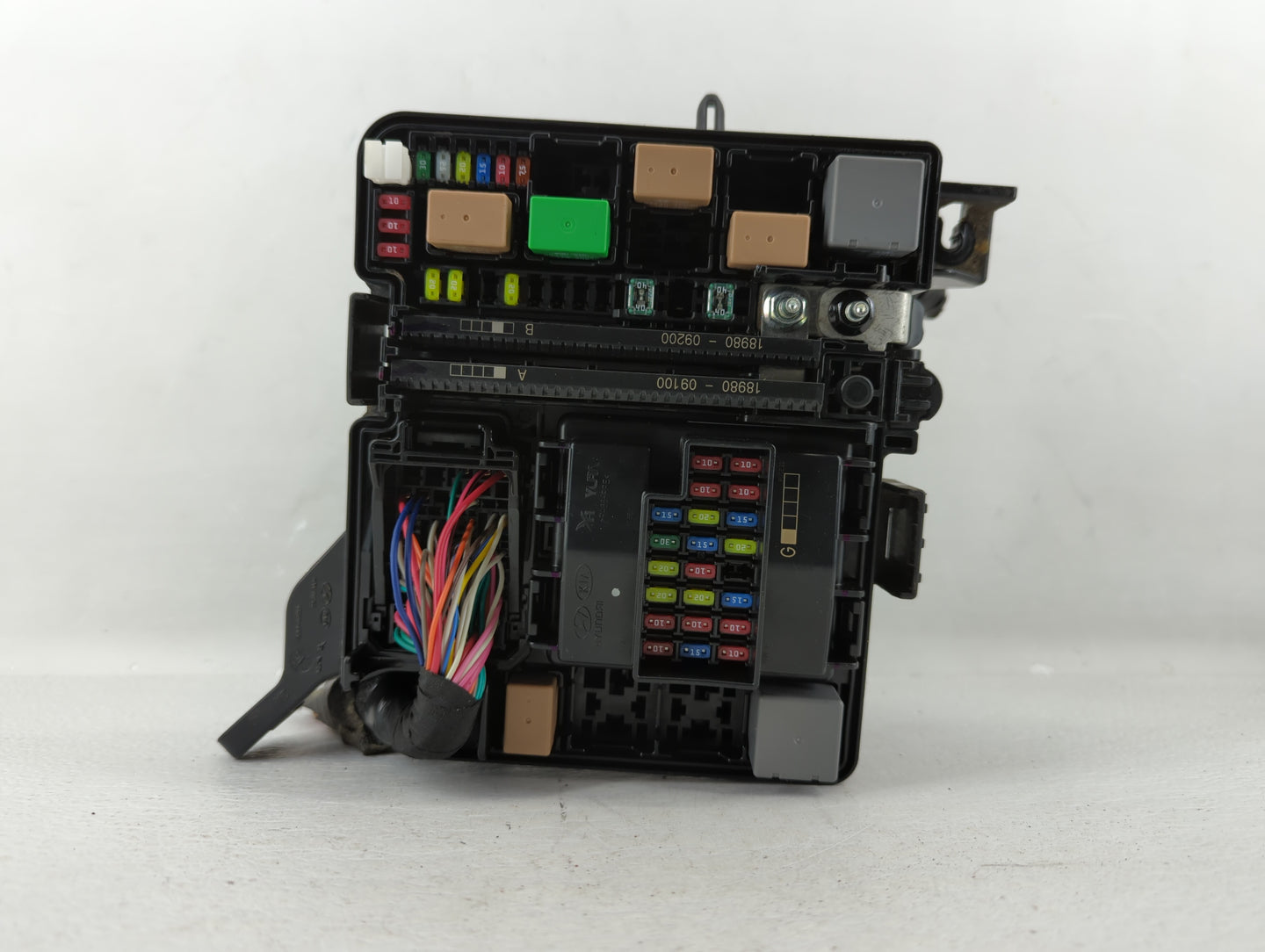 2018-2019 Hyundai Sonata Fusebox Fuse Box Panel Relay Module P/N:91951-C2850 912A0-C2230 Fits Fits 2018 2019 OEM Used Auto P