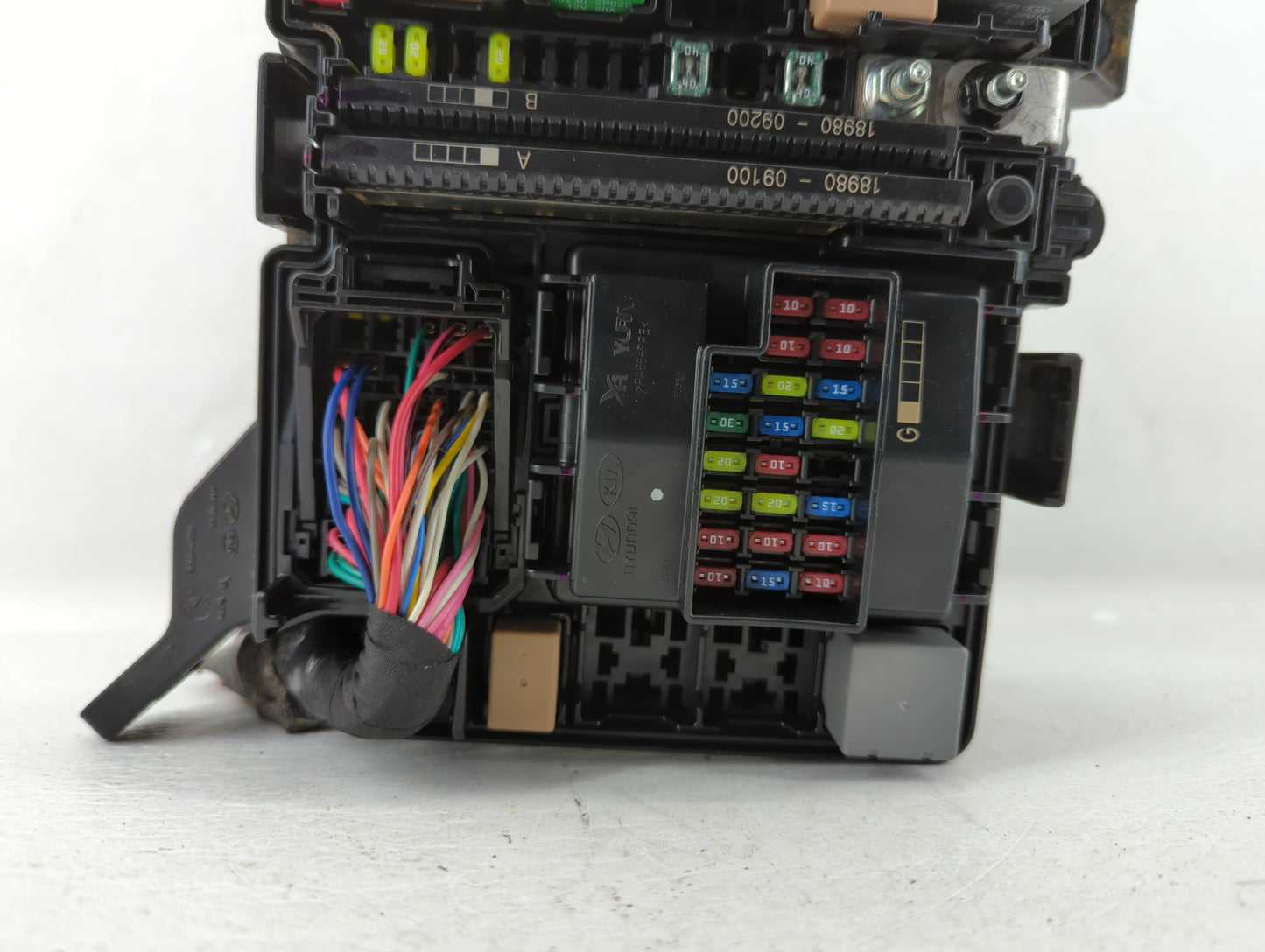 2018-2019 Hyundai Sonata Fusebox Fuse Box Panel Relay Module P/N:91951-C2850 912A0-C2230 Fits Fits 2018 2019 OEM Used Auto P