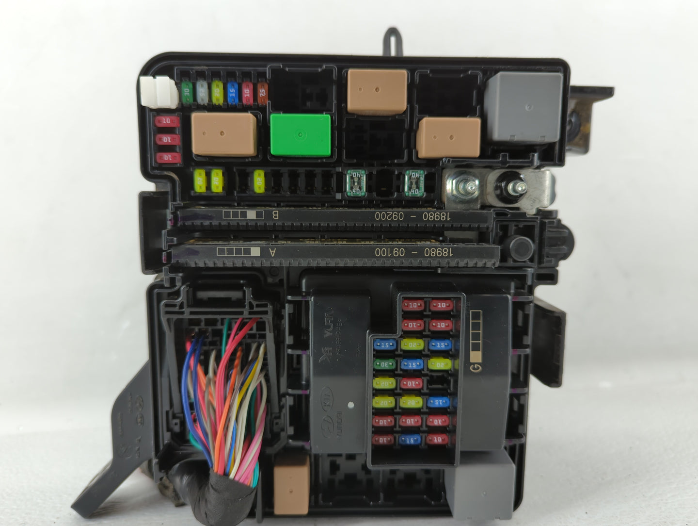 2018-2019 Hyundai Sonata Fusebox Fuse Box Panel Relay Module P/N:91951-C2850 912A0-C2230 Fits Fits 2018 2019 OEM Used Auto P