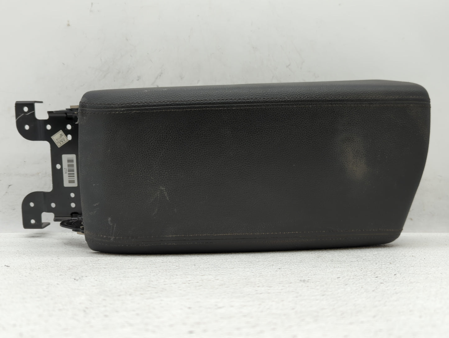 2018-2019 Hyundai Sonata Center Console Armrest Cover Lid - Oemusedautoparts1.com