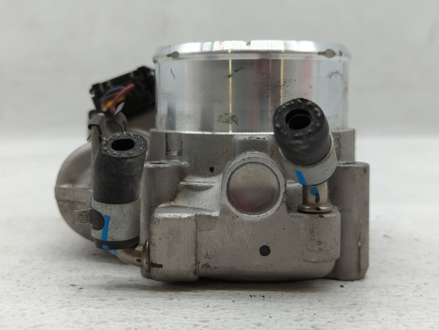 2015-2019 Hyundai Sonata Throttle Body P/N:35100-2G600 Fits Fits 2015 2016 2017 2018 2019 2020 2021 OEM Used Auto Parts - Oe