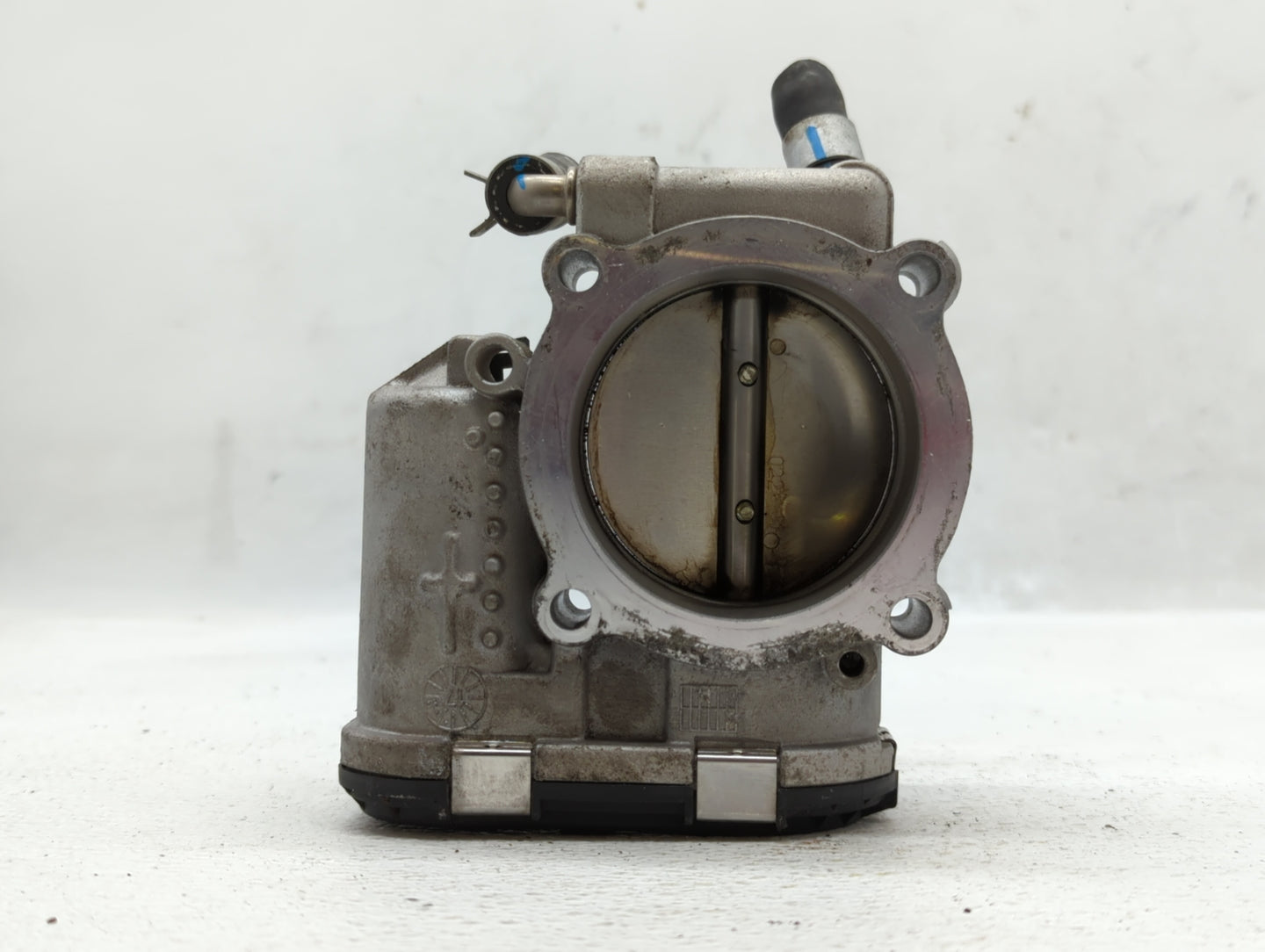 2015-2019 Hyundai Sonata Throttle Body P/N:35100-2G600 Fits Fits 2015 2016 2017 2018 2019 2020 2021 OEM Used Auto Parts - Oe