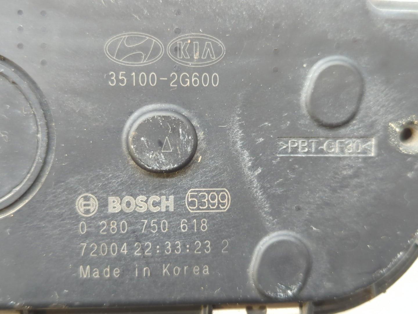 2015-2019 Hyundai Sonata Throttle Body P/N:35100-2G600 Fits Fits 2015 2016 2017 2018 2019 2020 2021 OEM Used Auto Parts - Oe