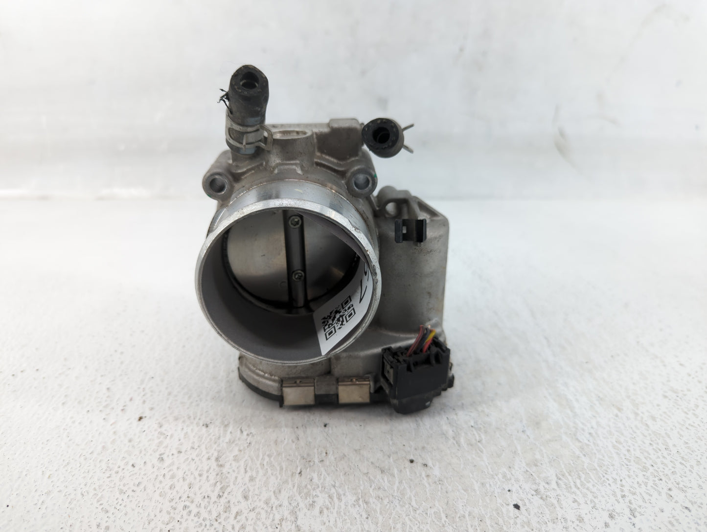 2015-2019 Hyundai Sonata Throttle Body P/N:35100-2G600 Fits Fits 2015 2016 2017 2018 2019 2020 2021 OEM Used Auto Parts - Oe