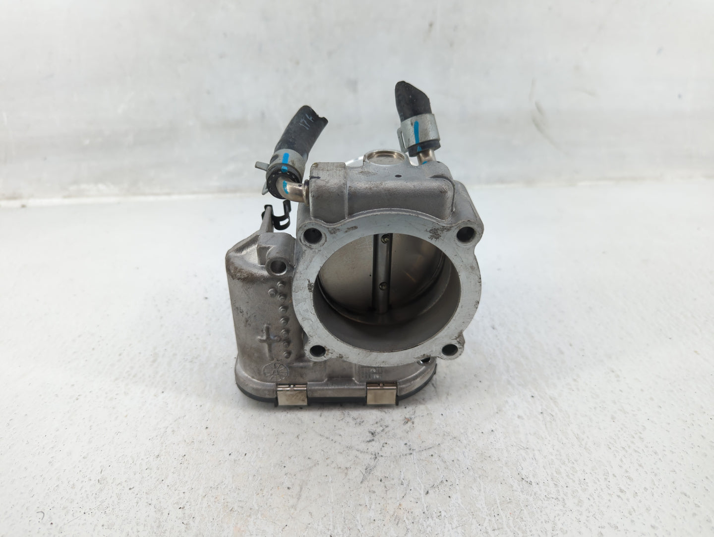 2015-2019 Hyundai Sonata Throttle Body P/N:35100-2G600 Fits Fits 2015 2016 2017 2018 2019 2020 2021 OEM Used Auto Parts - Oe