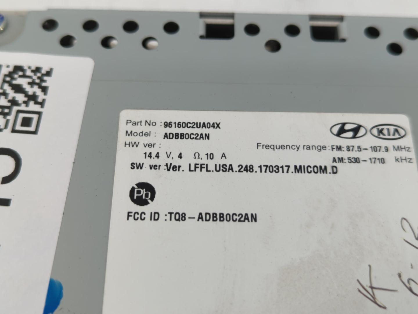 2018-2019 Hyundai Sonata Radio AM FM Cd Player Receiver Replacement P/N:96160C2UA04X Fits Fits 2018 2019 OEM Used Auto Parts