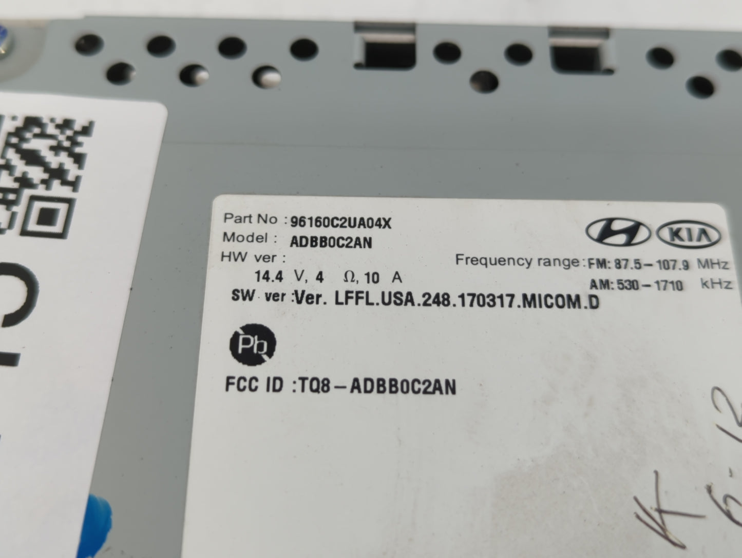 2018-2019 Hyundai Sonata Radio AM FM Cd Player Receiver Replacement P/N:96160C2UA04X Fits Fits 2018 2019 OEM Used Auto Parts