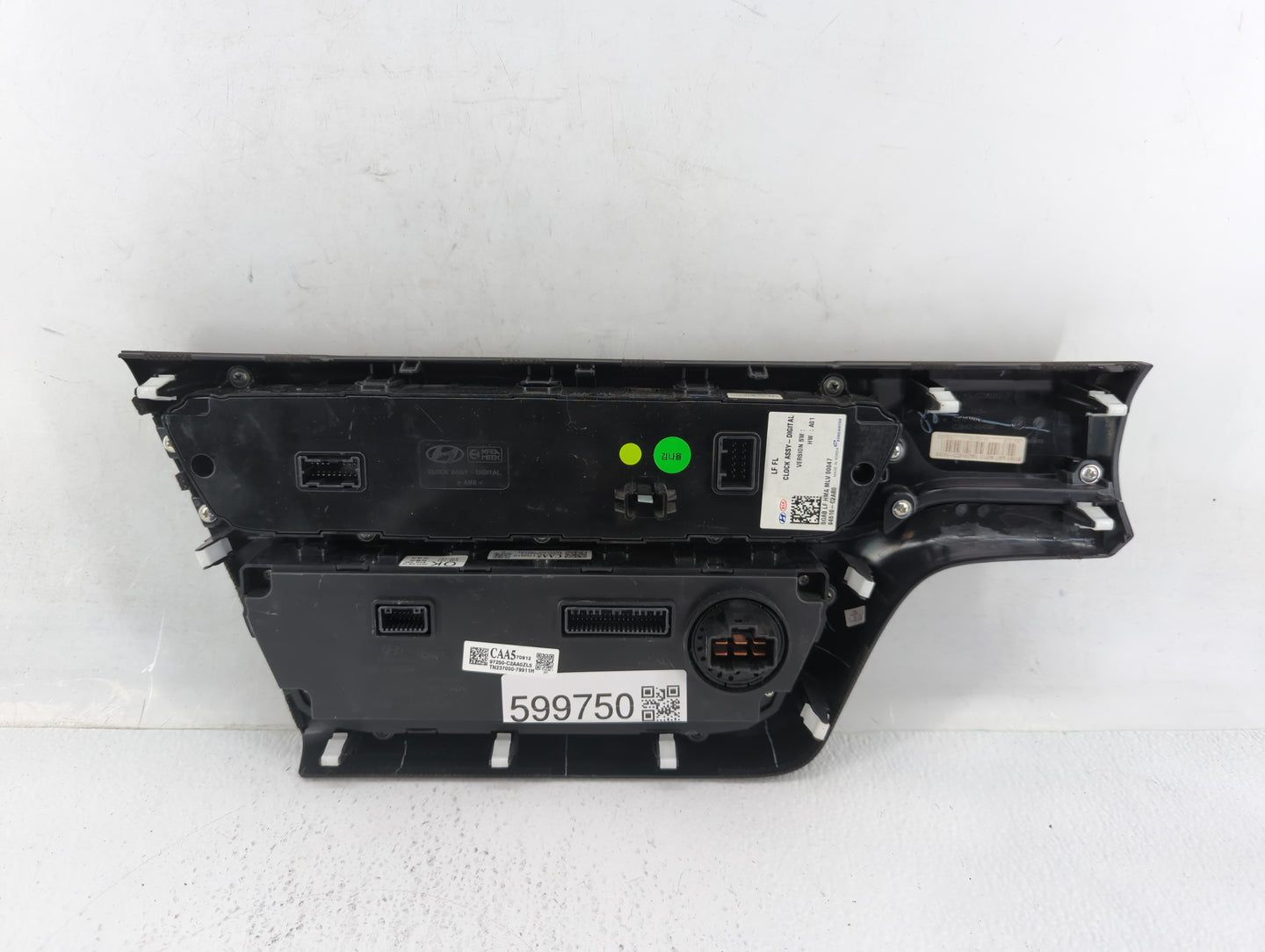 2018-2019 Hyundai Sonata Radio AM FM Cd Player Receiver Replacement P/N:97250-C2AA0ZL5 Fits Fits 2018 2019 OEM Used Auto Par