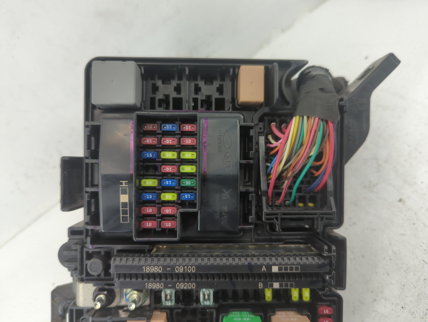 2018-2019 Hyundai Sonata Fusebox Fuse Box Panel Relay Module P/N:91951-C2850 Fits Fits 2018 2019 OEM Used Auto Parts - Oemus