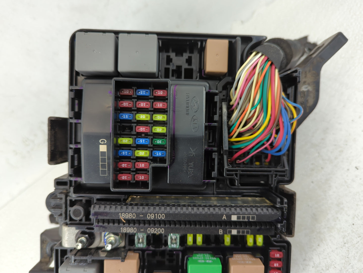 2018-2019 Hyundai Sonata Fusebox Fuse Box Panel Relay Module P/N:91951-C2850 Fits Fits 2018 2019 OEM Used Auto Parts - Oemus