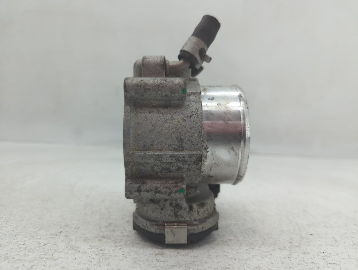 2015-2019 Hyundai Sonata Throttle Body P/N:0 280 750 618 35100-2G600 Fits Fits 2015 2016 2017 2018 2019 2020 2021 OEM Used A