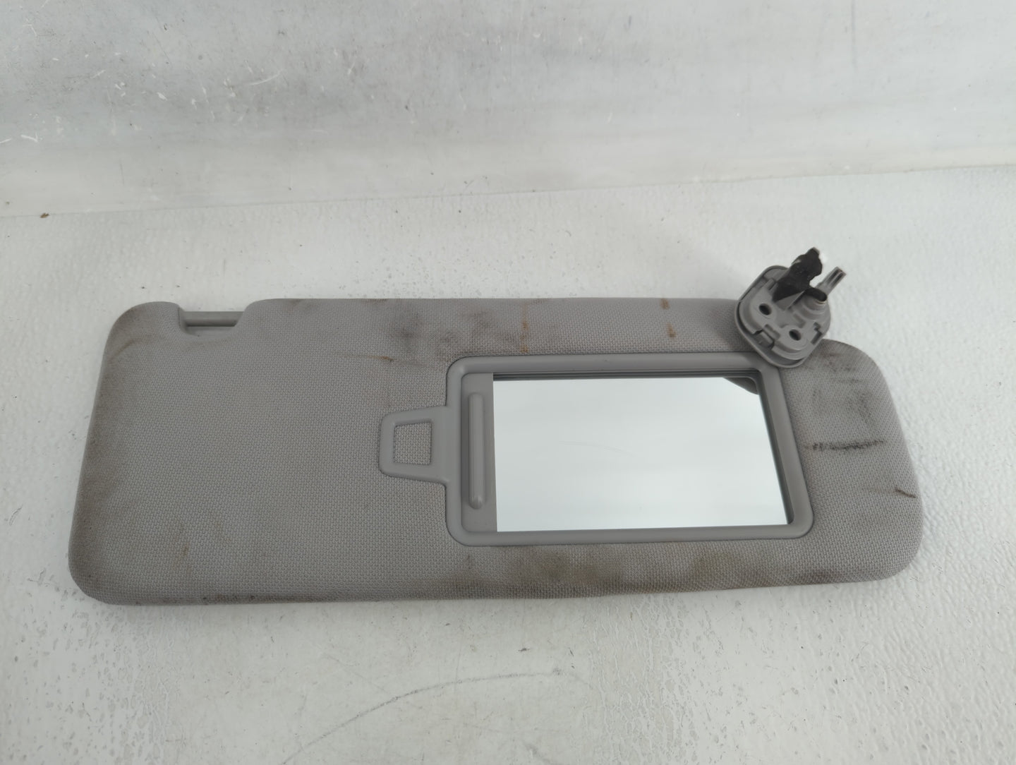 2016-2019 Hyundai Sonata Sun Visor Shade Replacement Passenger Right Mirror Fits Fits 2016 2017 2018 2019 OEM Used Auto Part