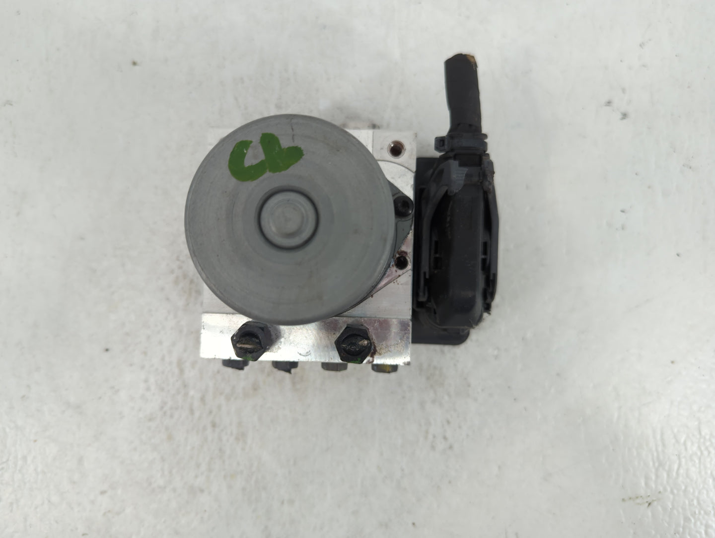 2018-2019 Hyundai Sonata ABS Pump Control Module Replacement P/N:58920-C2210 C2589-20520 Fits Fits 2018 2019 OEM Used Auto P
