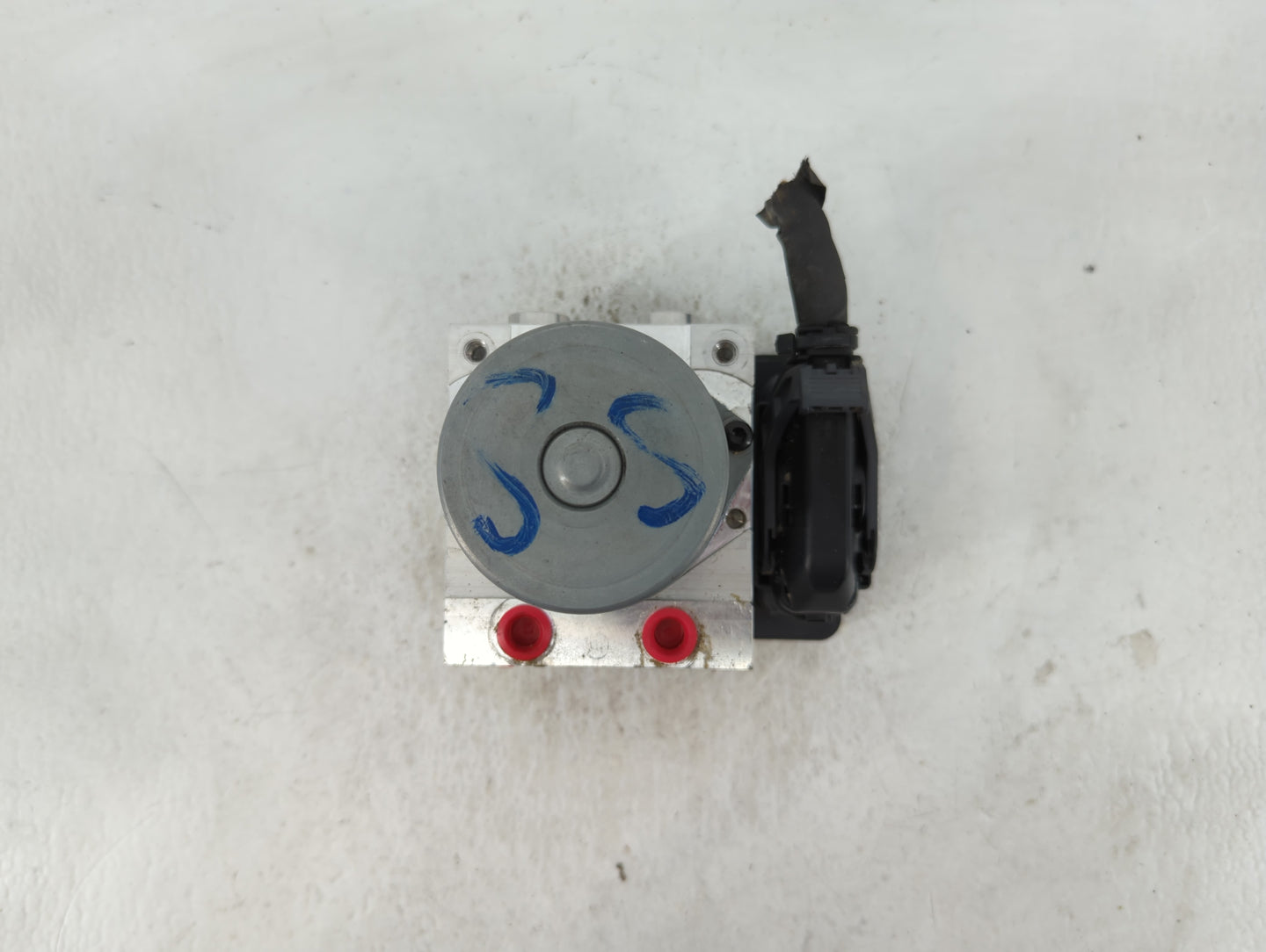 2018-2019 Hyundai Sonata ABS Pump Control Module Replacement P/N:C2589-20520 58920-C2210 Fits Fits 2018 2019 OEM Used Auto P