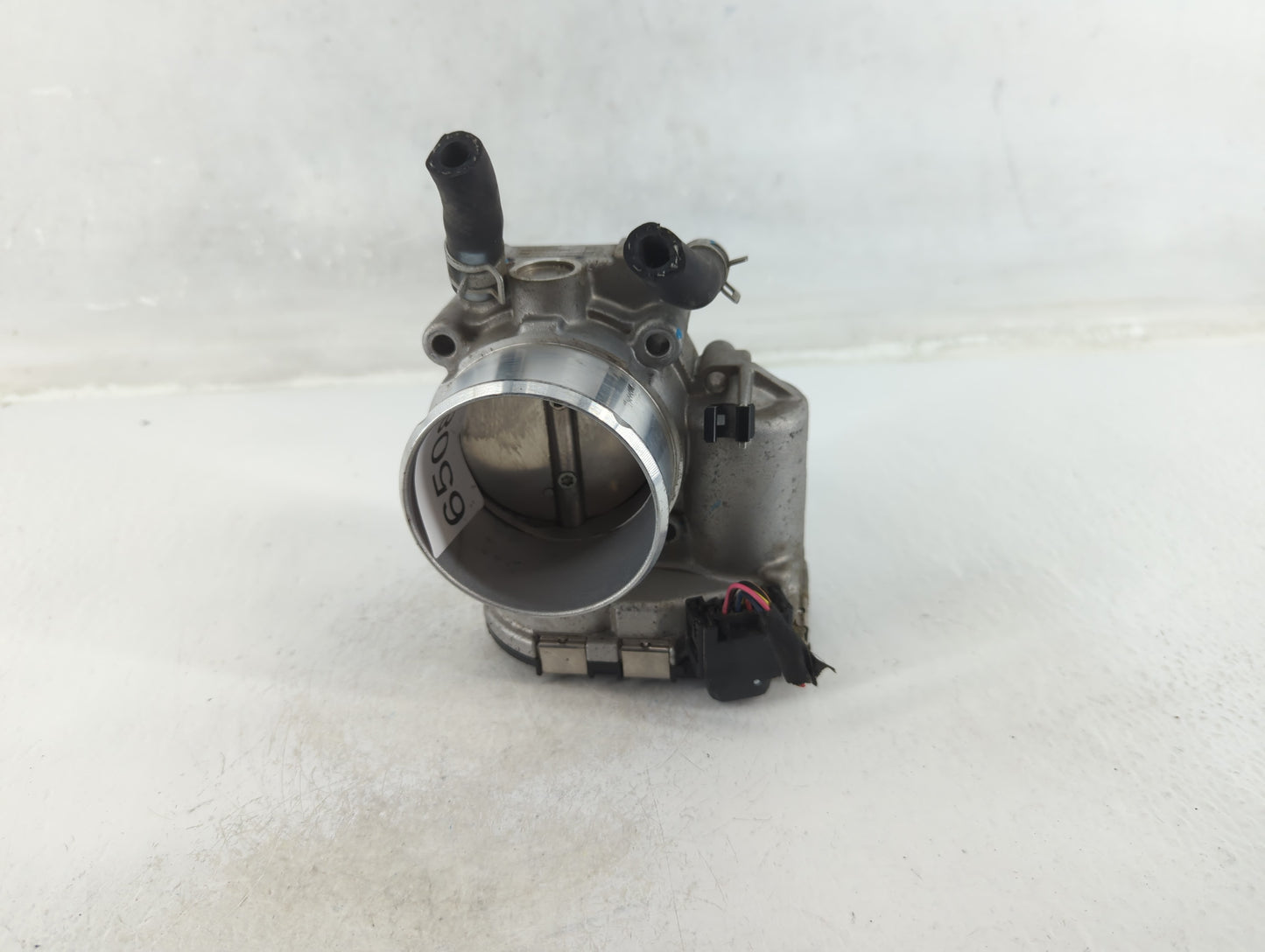 2015-2019 Hyundai Sonata Throttle Body P/N:35100-2G600 Fits Fits 2015 2016 2017 2018 2019 2020 2021 OEM Used Auto Parts - Oe