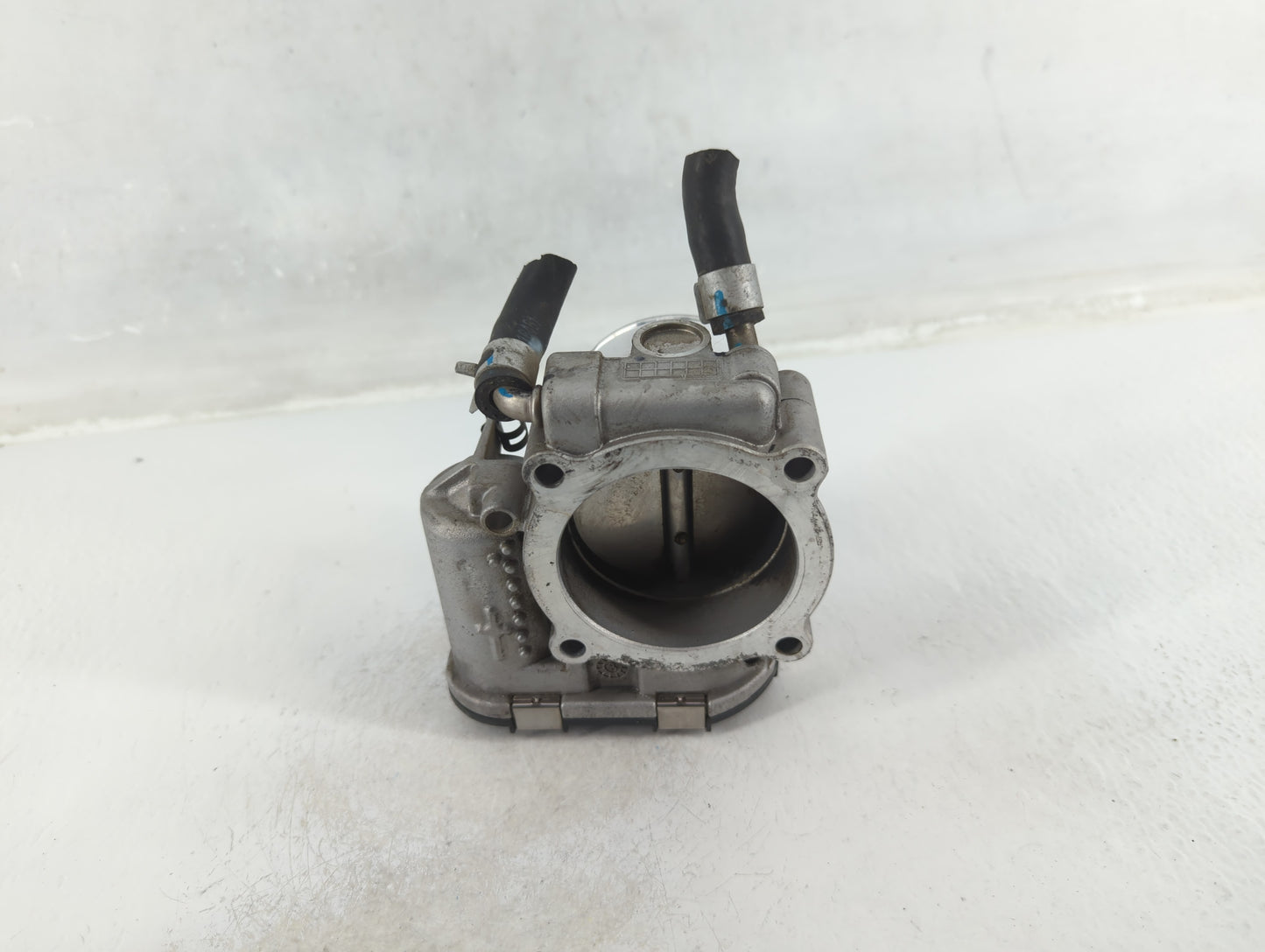 2015-2019 Hyundai Sonata Throttle Body P/N:35100-2G600 Fits Fits 2015 2016 2017 2018 2019 2020 2021 OEM Used Auto Parts - Oe