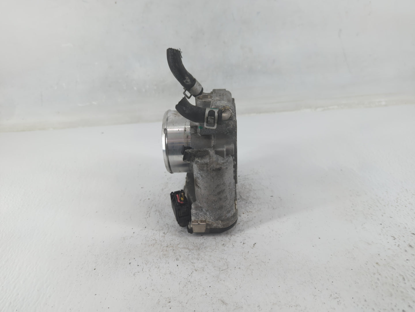 2015-2019 Hyundai Sonata Throttle Body P/N:0 280 750 618 35100-2G600 Fits Fits 2015 2016 2017 2018 2019 2020 2021 OEM Used A