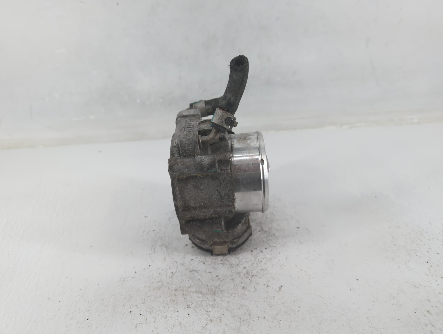 2015-2019 Hyundai Sonata Throttle Body P/N:0 280 750 618 35100-2G600 Fits Fits 2015 2016 2017 2018 2019 2020 2021 OEM Used A