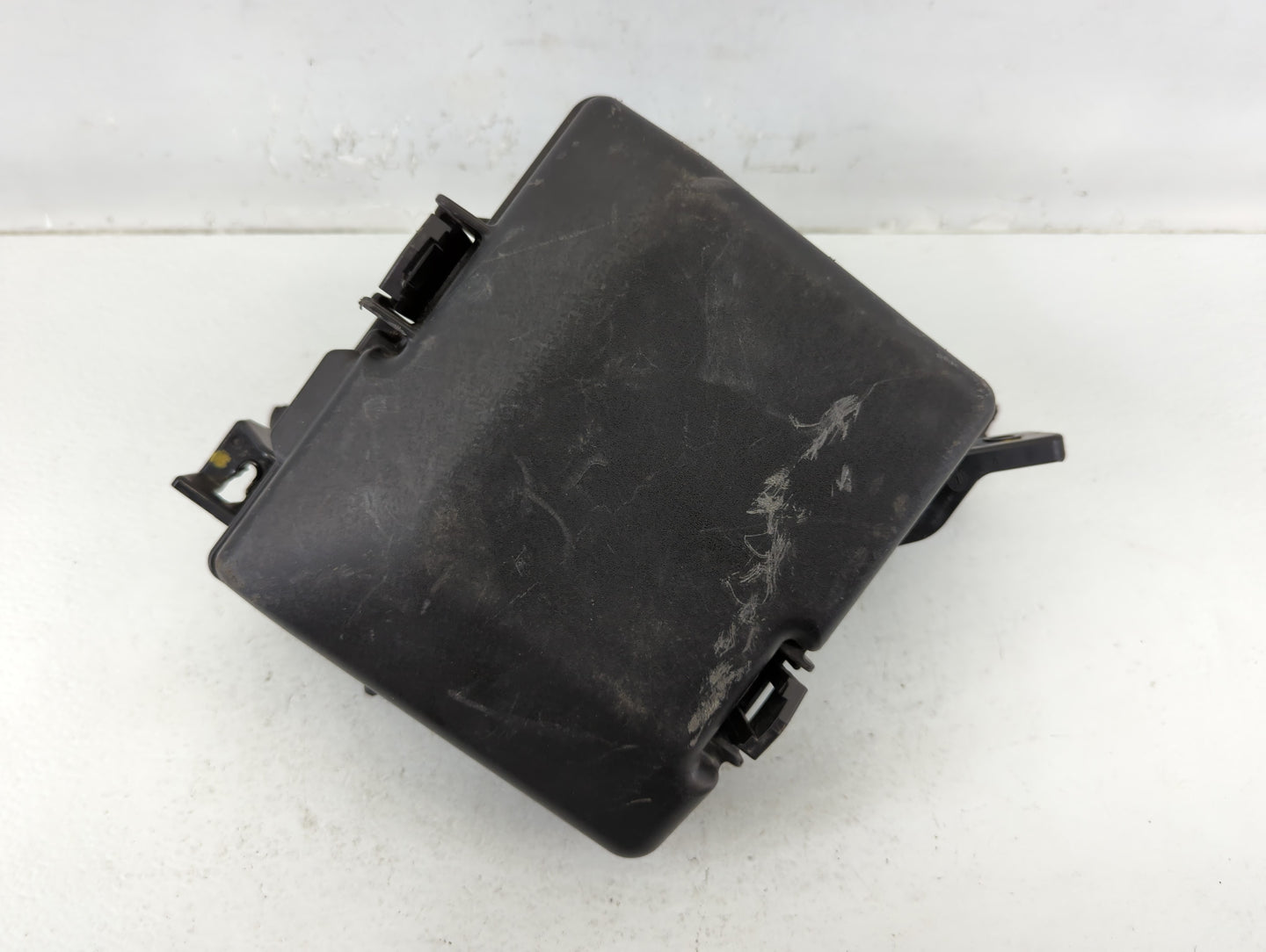 2018-2019 Hyundai Sonata Fusebox Fuse Box Panel Relay Module P/N:91951-C2850 Fits Fits 2018 2019 OEM Used Auto Parts - Oemus