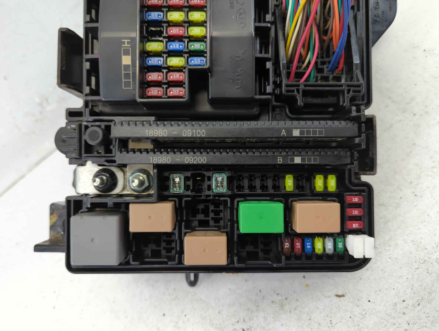 2018-2019 Hyundai Sonata Fusebox Fuse Box Panel Relay Module P/N:6423-0102-7-000 91951-C2850 Fits Fits 2018 2019 OEM Used Au