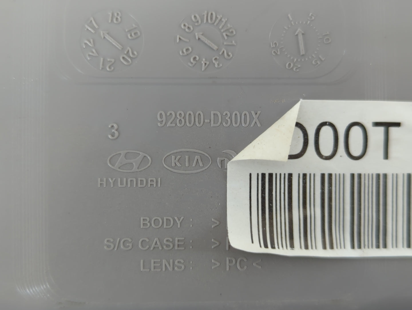 2018-2019 Hyundai Sonata Overhead Roof Console 663699 - Oemusedautoparts1.com
