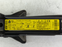 2018 Hyundai Sonata Spare Scissor Car Jack - Oemusedautoparts1.com
