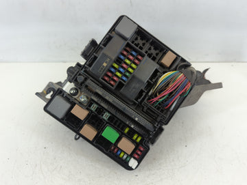2018-2019 Hyundai Sonata Fusebox Fuse Box Panel Relay Module P/N:6423-0102-7-000 91951-C2850 Fits Fits 2018 2019 OEM Used Auto Parts