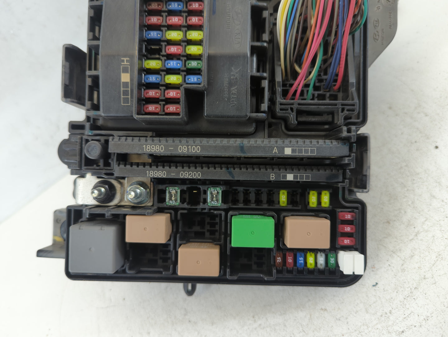 2018-2019 Hyundai Sonata Fusebox Fuse Box Panel Relay Module P/N:6423-0102-7-000 91951-C2850 Fits Fits 2018 2019 OEM Used Au