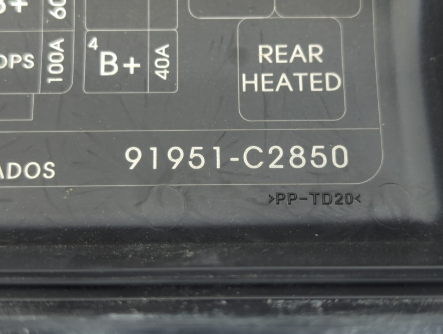 2018-2019 Hyundai Sonata Fusebox Fuse Box Panel Relay Module P/N:6423-0102-7-000 91951-C2850 Fits Fits 2018 2019 OEM Used Au