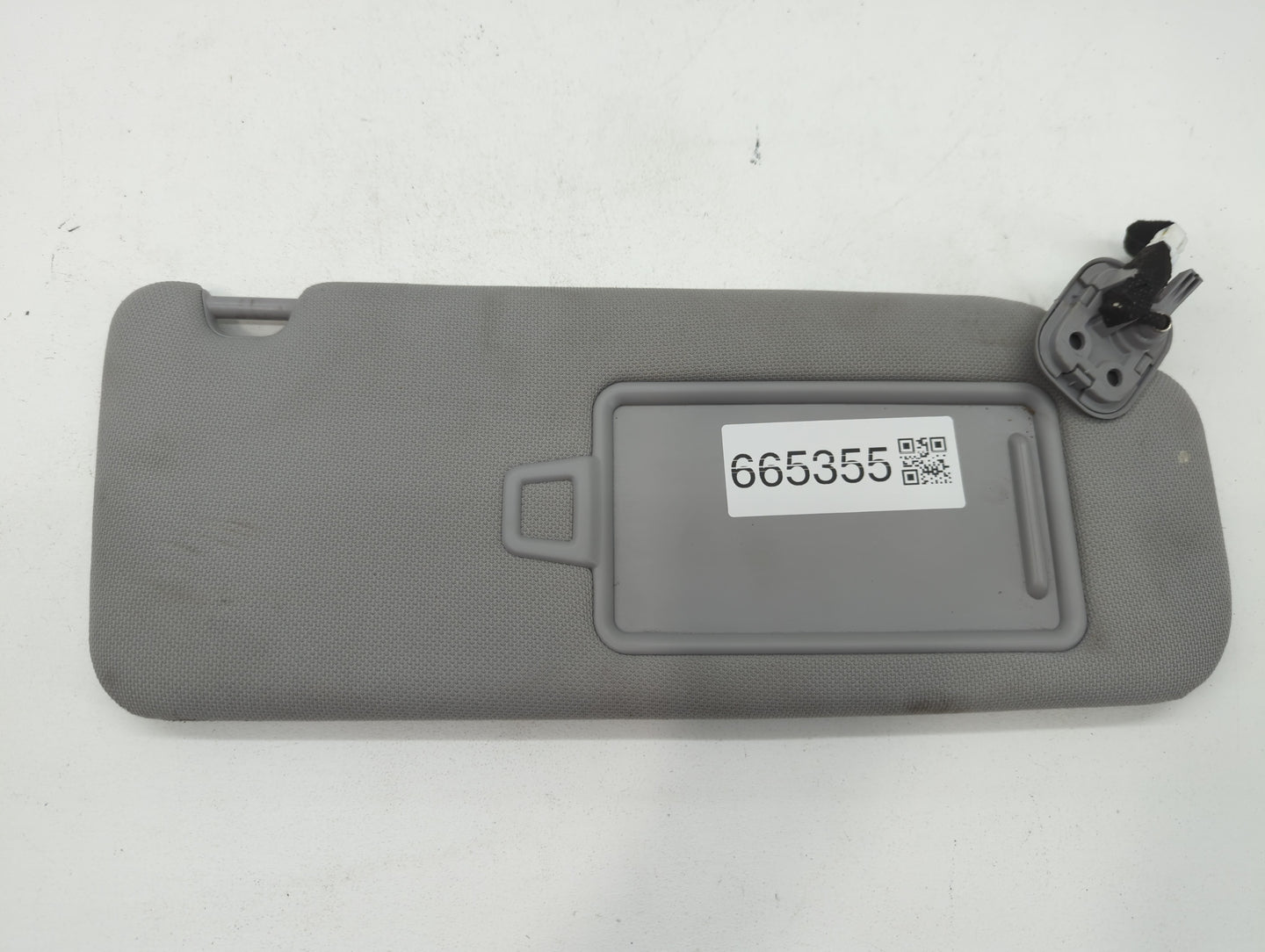 2015-2019 Hyundai Sonata Sun Visor Shade Replacement Passenger Right Mirror Fits Fits 2015 2016 2017 2018 2019 OEM Used Auto