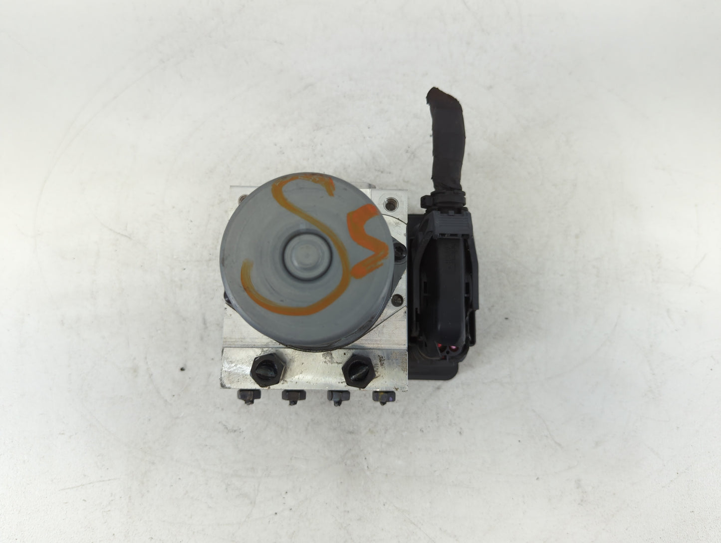 2018-2019 Hyundai Sonata ABS Pump Control Module Replacement P/N:C2589-20520 58920-C2210 Fits Fits 2018 2019 OEM Used Auto P
