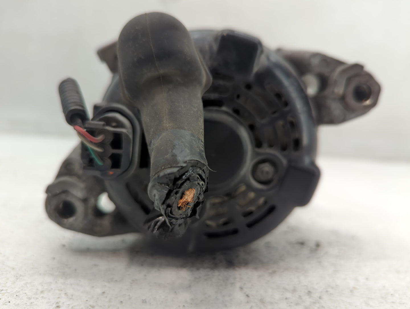 2015-2019 Hyundai Sonata Alternator Replacement Generator Charging Assembly Engine OEM P/N:TN104211-8790 37300-2G061 Fits OE