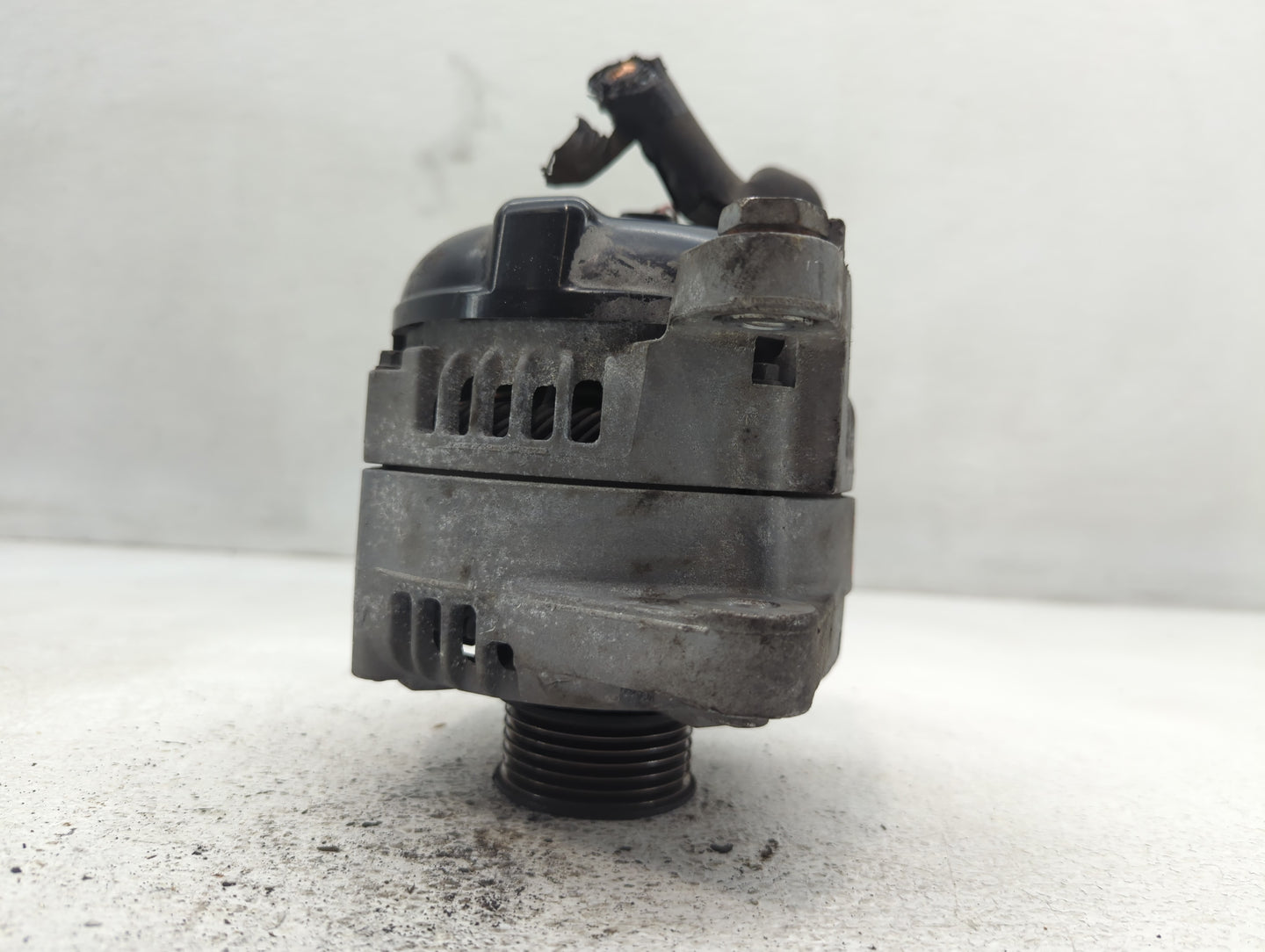 2015-2019 Hyundai Sonata Alternator Replacement Generator Charging Assembly Engine OEM P/N:TN104211-8790 37300-2G061 Fits OE