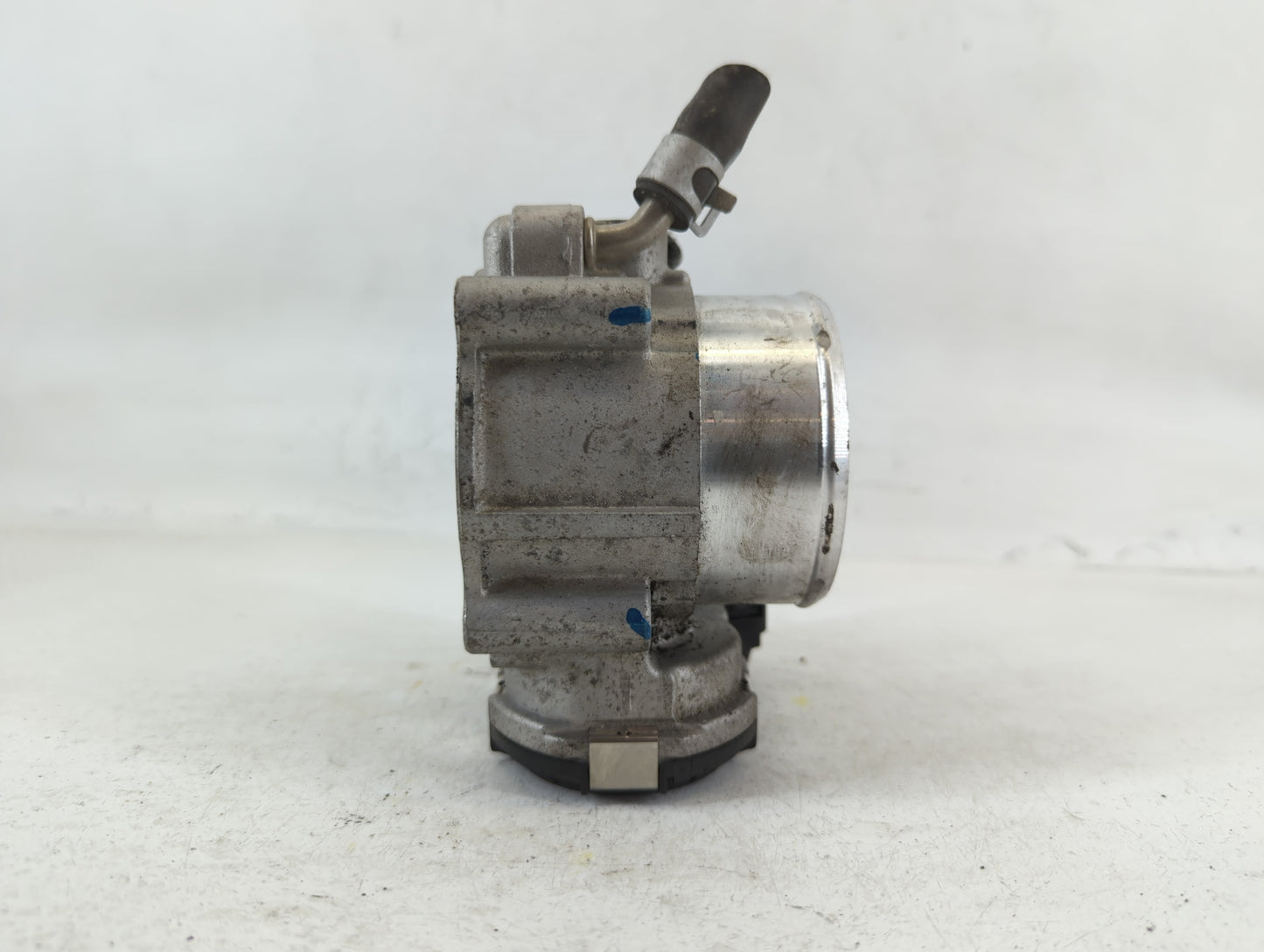 2015-2019 Hyundai Sonata Throttle Body P/N:0 280 750 618 35100-2G600 Fits Fits 2015 2016 2017 2018 2019 2020 2021 OEM Used A