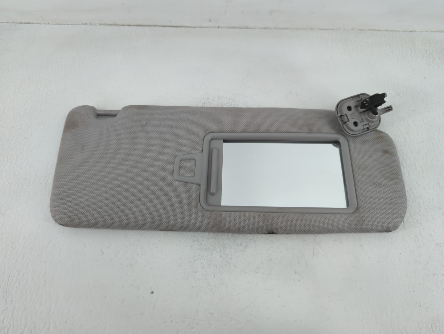2015-2019 Hyundai Sonata Sun Visor Shade Replacement Passenger Right Mirror Fits Fits 2015 2016 2017 2018 2019 OEM Used Auto
