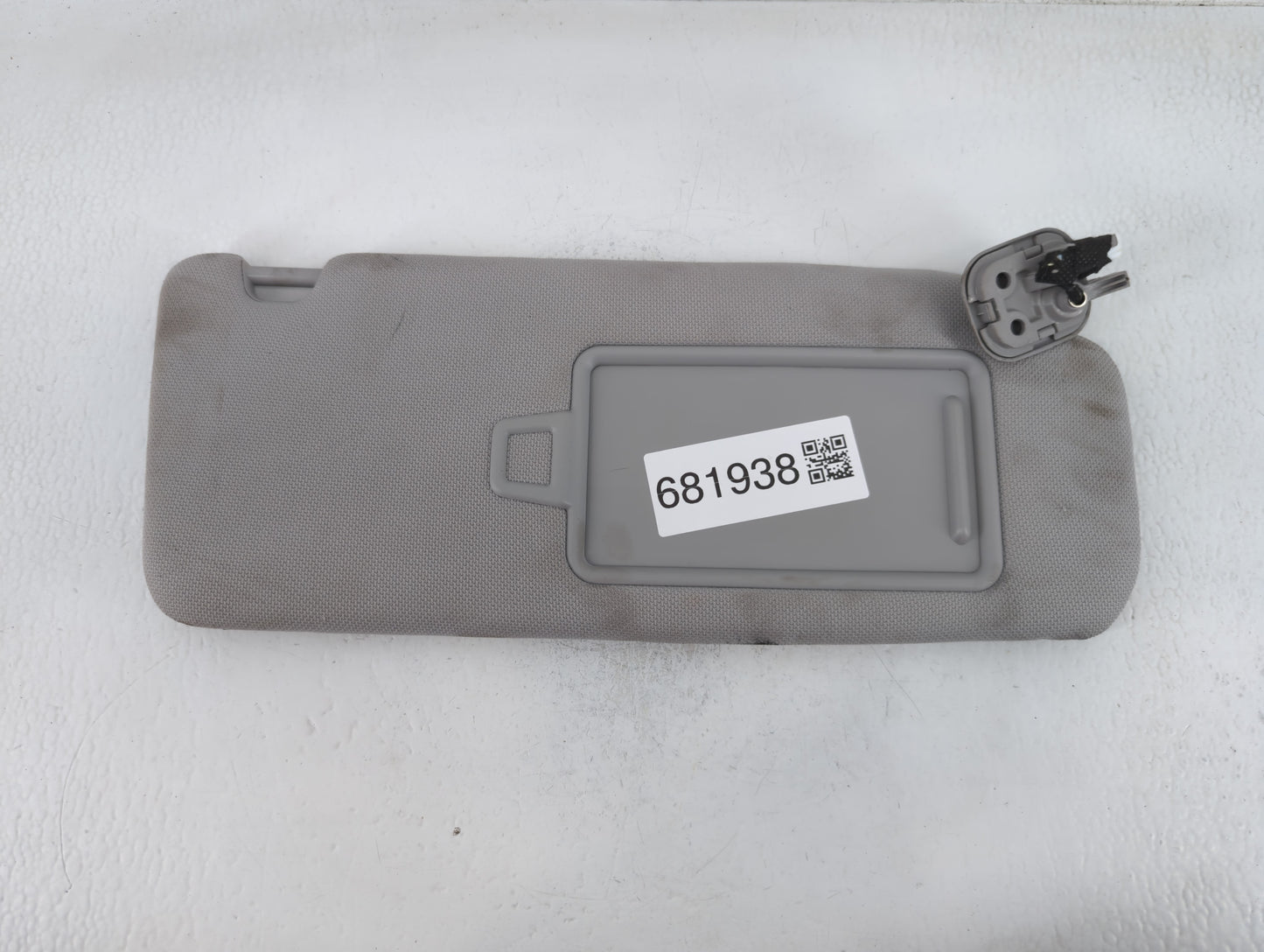 2015-2019 Hyundai Sonata Sun Visor Shade Replacement Passenger Right Mirror Fits Fits 2015 2016 2017 2018 2019 OEM Used Auto