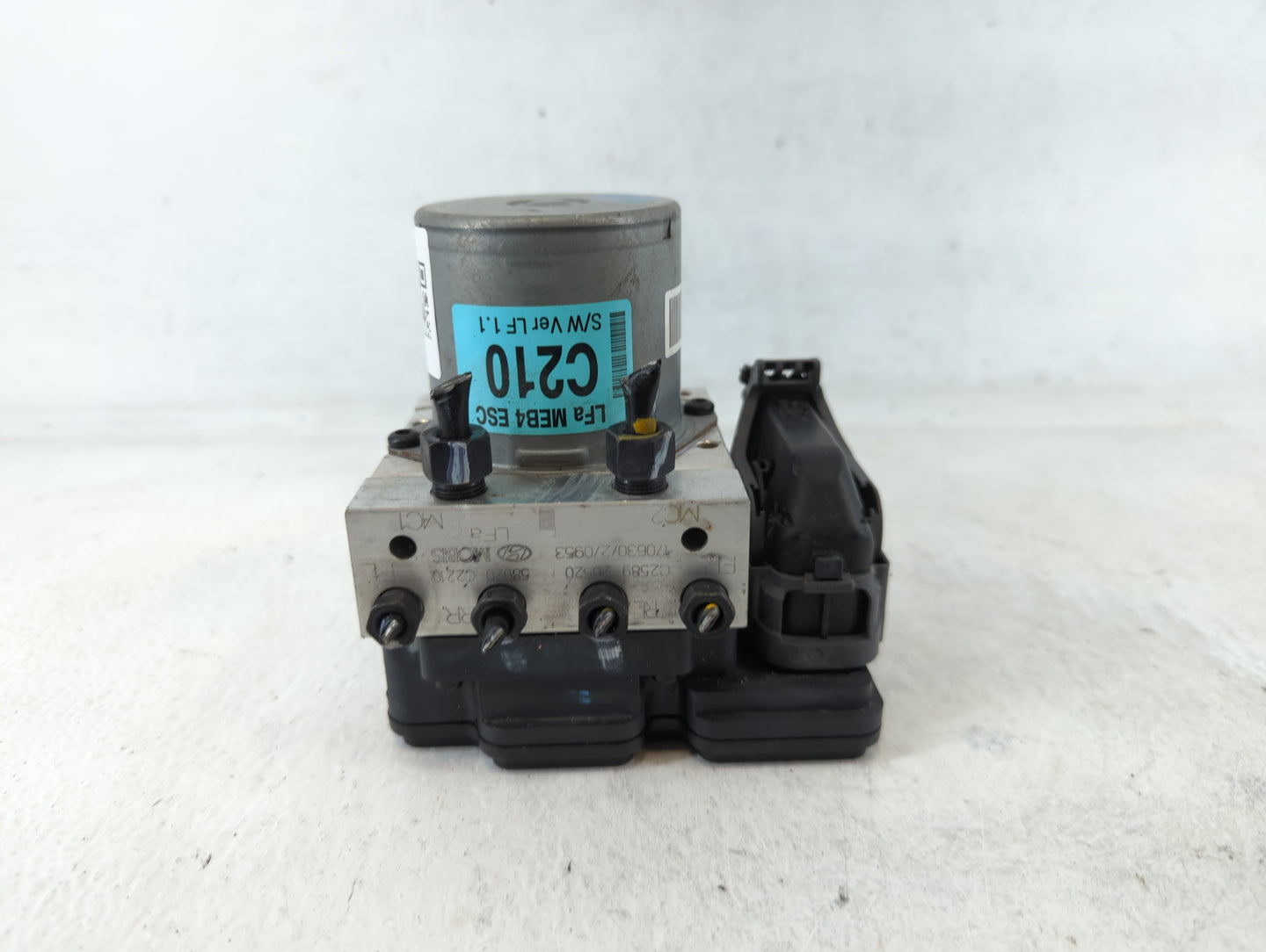 2018-2019 Hyundai Sonata ABS Pump Control Module Replacement P/N:58920-C2210 C2589-20520 Fits Fits 2018 2019 OEM Used Auto P