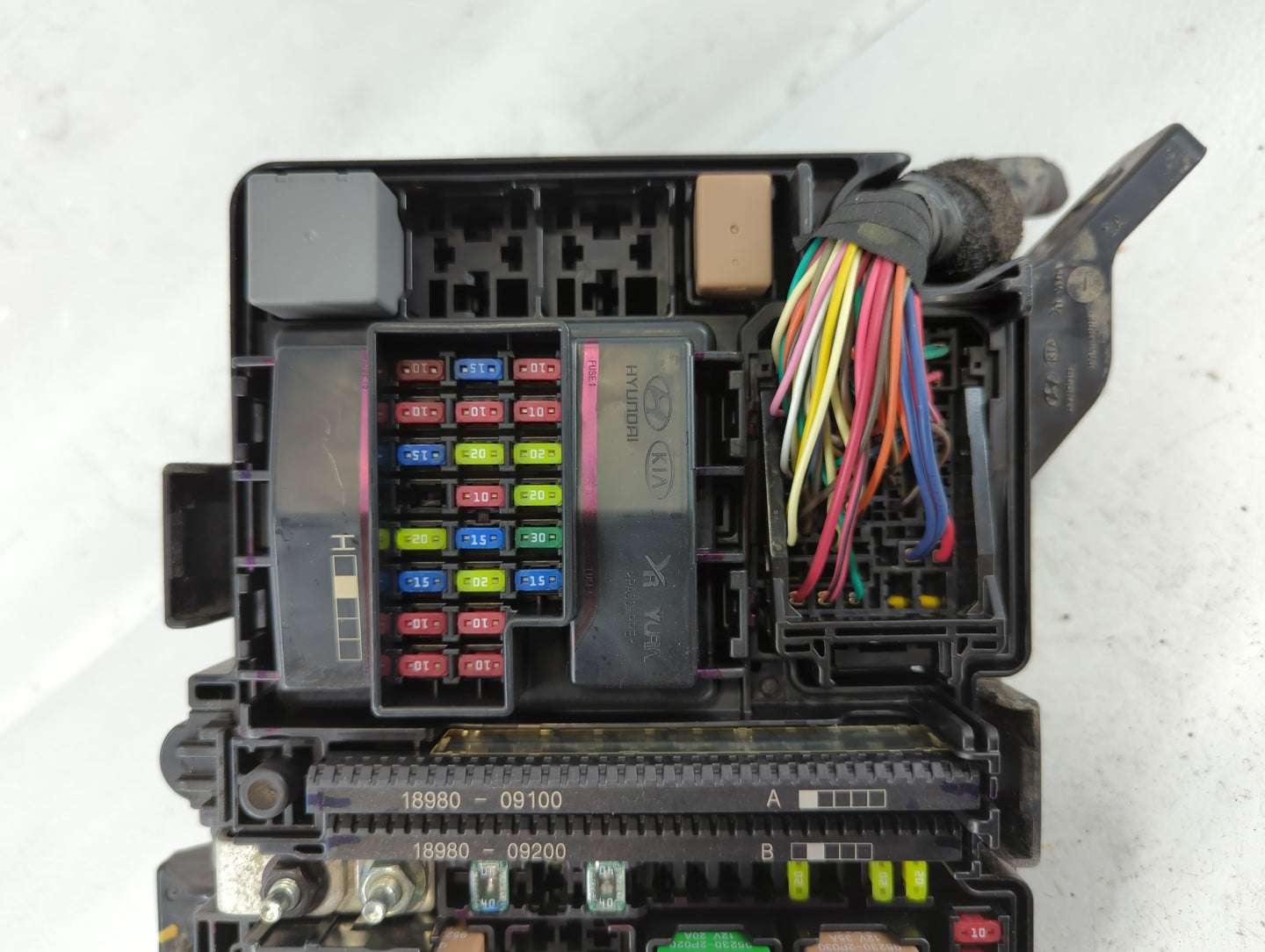2018-2019 Hyundai Sonata Fusebox Fuse Box Panel Relay Module P/N:91951-C2850 Fits Fits 2018 2019 OEM Used Auto Parts - Oemus