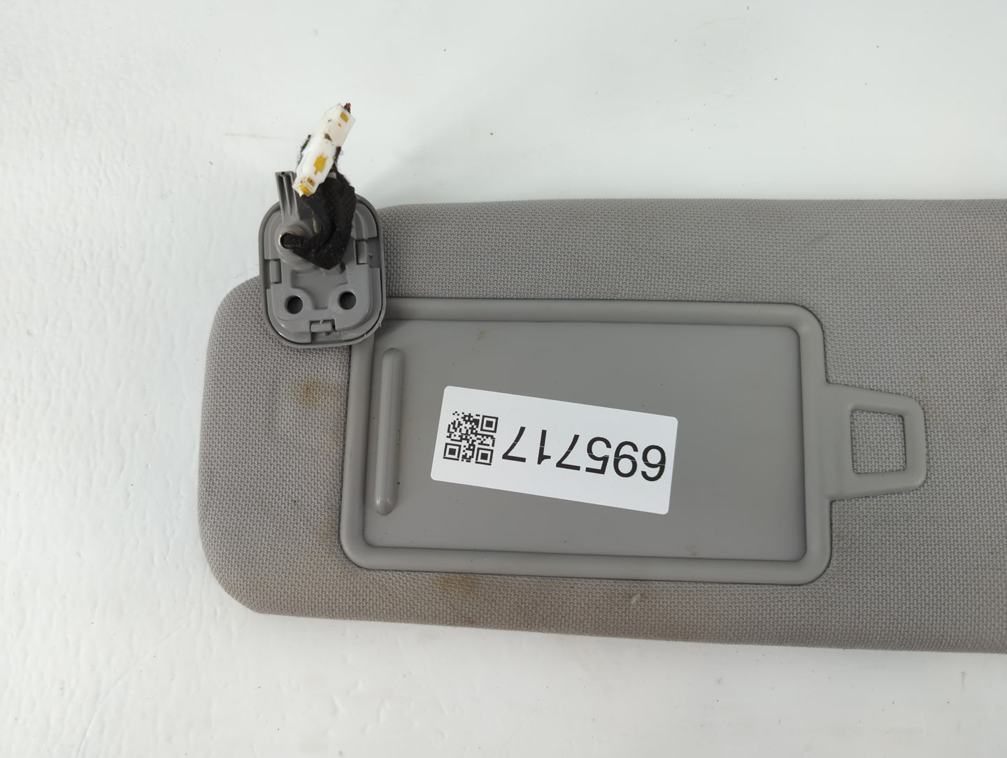 2015-2019 Hyundai Sonata Sun Visor Shade Replacement Driver Left Mirror Fits Fits 2015 2016 2017 2018 2019 OEM Used Auto Par