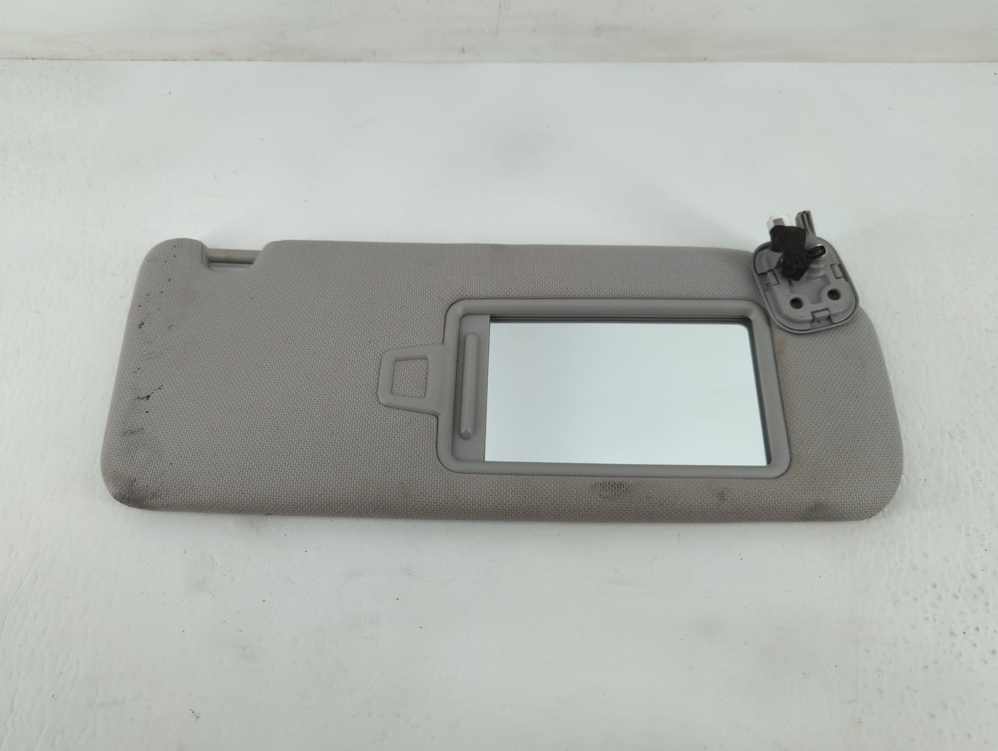 2015-2019 Hyundai Sonata Sun Visor Shade Replacement Passenger Right Mirror Fits Fits 2015 2016 2017 2018 2019 OEM Used Auto