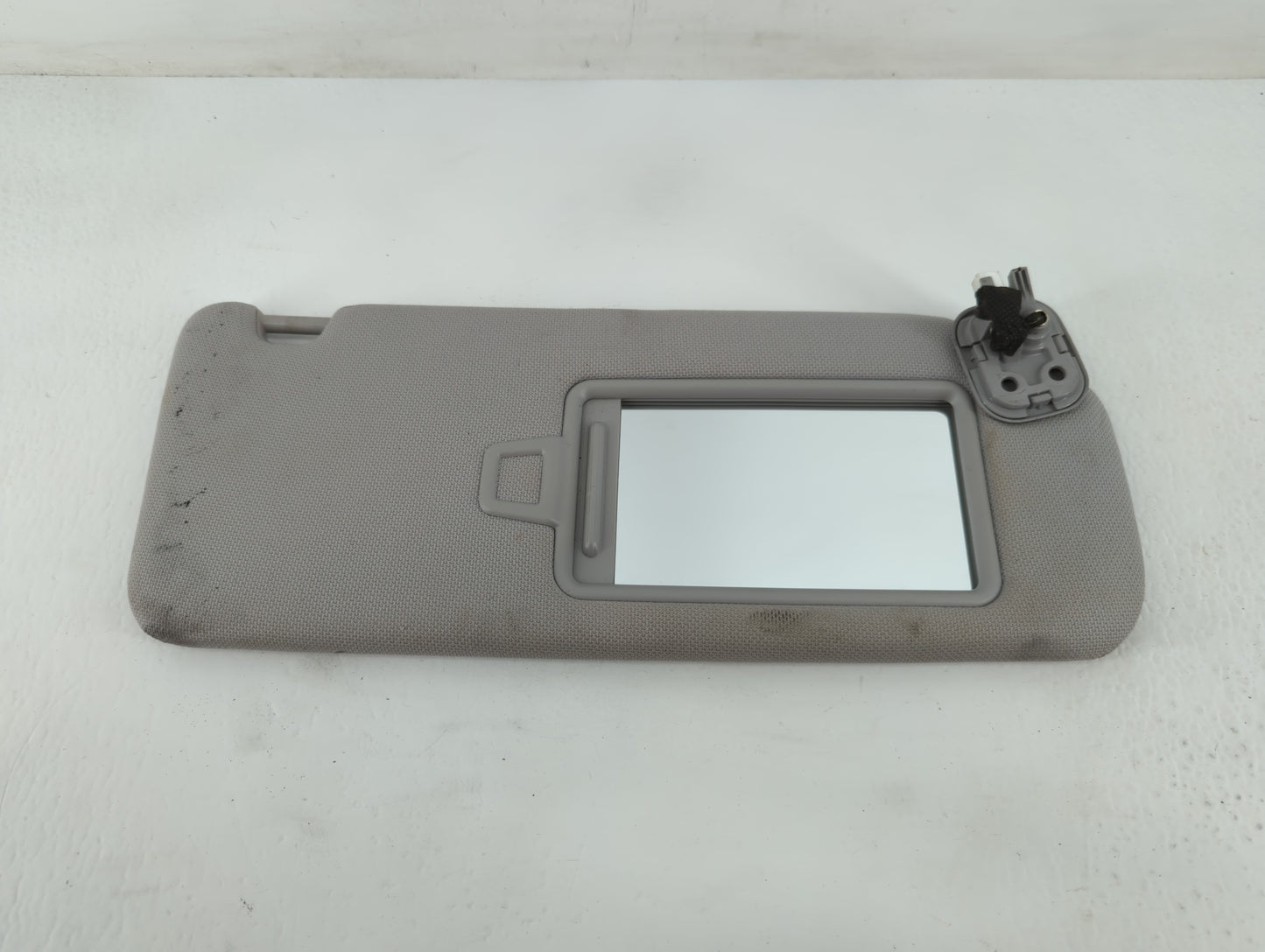 2015-2019 Hyundai Sonata Sun Visor Shade Replacement Passenger Right Mirror Fits Fits 2015 2016 2017 2018 2019 OEM Used Auto